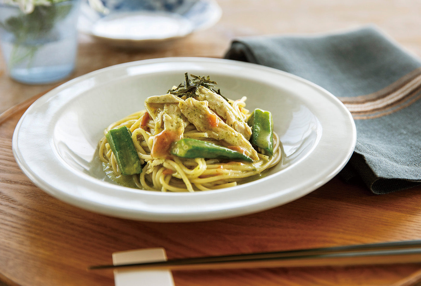 [冷凍]洋麺屋ピエトロ 青じそ香る梅と蒸し鶏の和風スパゲティ